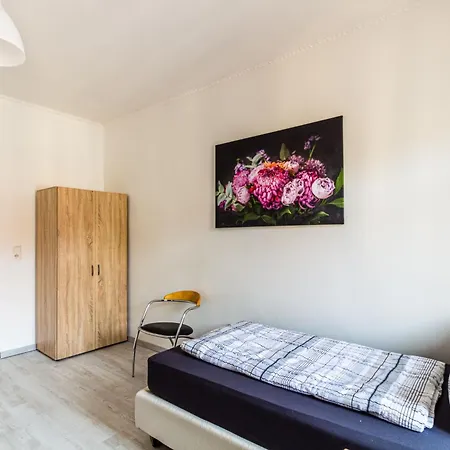 Apartment Monteurwohnung In *